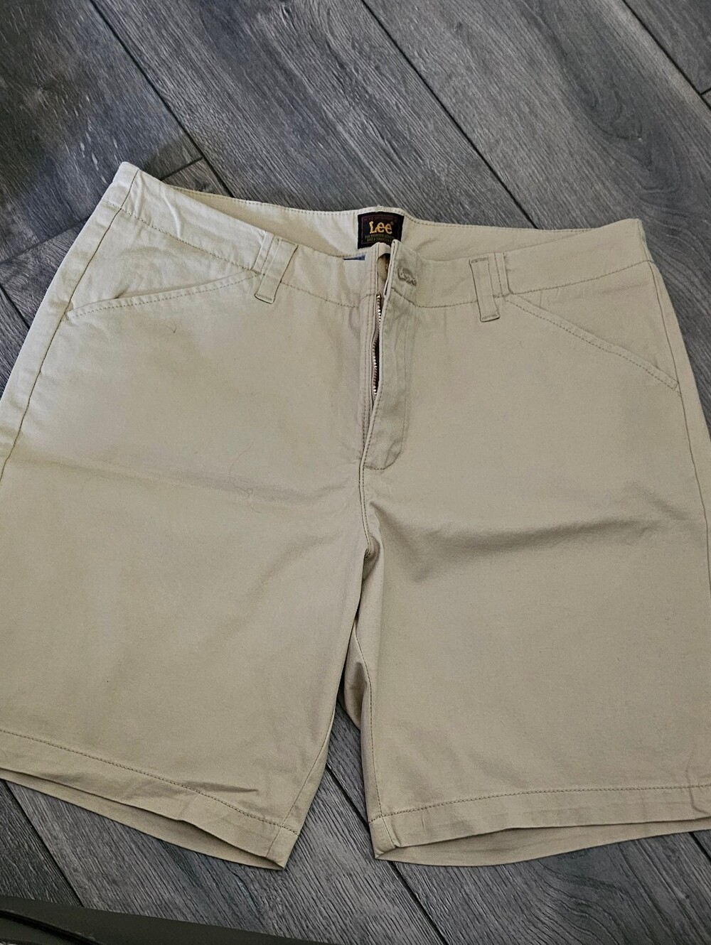 Lee Women's Beige Flat Front Shorts